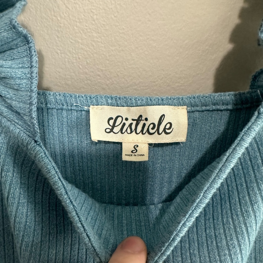 Listicle Ruffle Strap Tank S - Picture 3 of 4